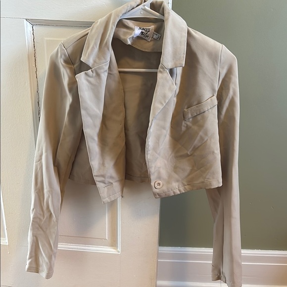 Princess Polly Jackets & Blazers - Princess Polly cropped blazer